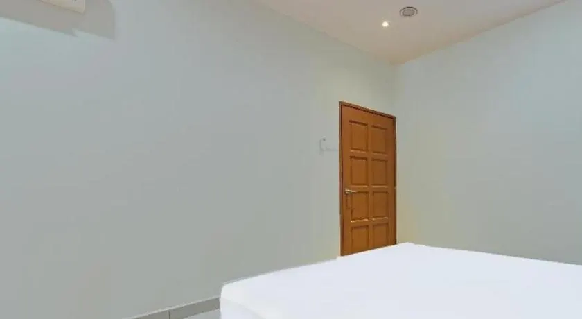 Oyo 90522 Alma Sweet Home George Town  Malajzia