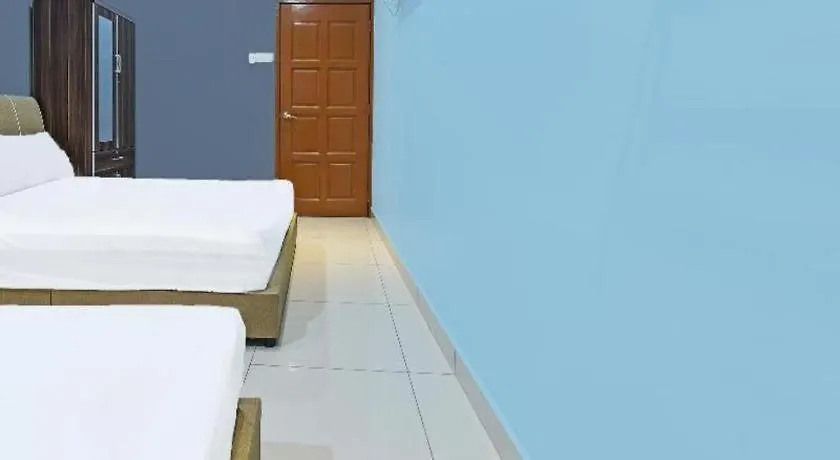 Oyo 90522 Alma Sweet Home George Town