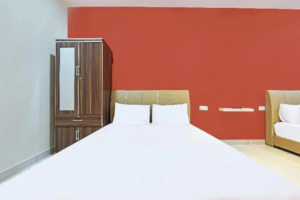 Oyo 90522 Alma Sweet Home George Town